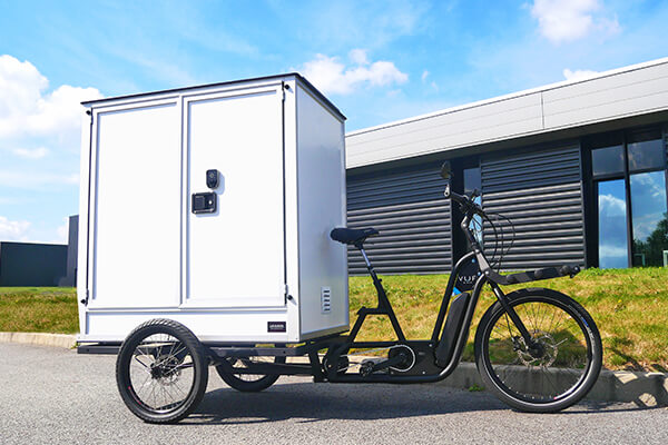 D-BOX adapted to the VUF electric bike for city centre delivery